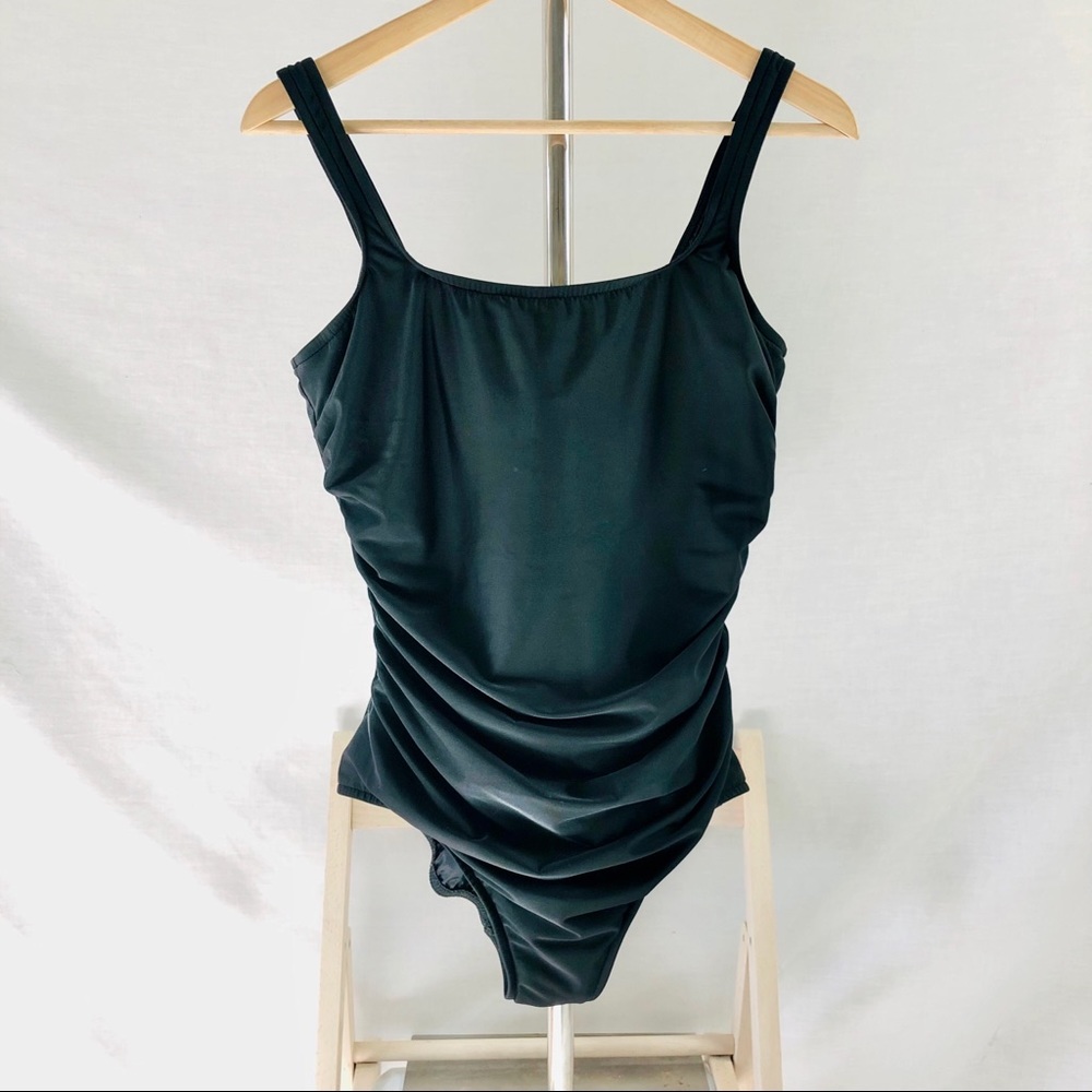 Vintage L. L. Bean Black One Piece Swimsuit Union Made in USA Size 14 Underwire